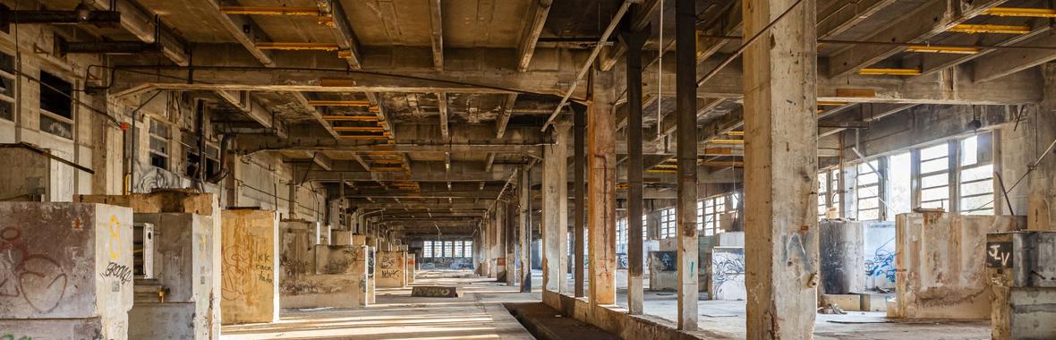 Image bannière de la formation De la friche au pôle d’activités : reconvertir l’immobilier industriel pour ancrer l’emploi durable, RETEX croisés de Grand Soissons et Roubaix