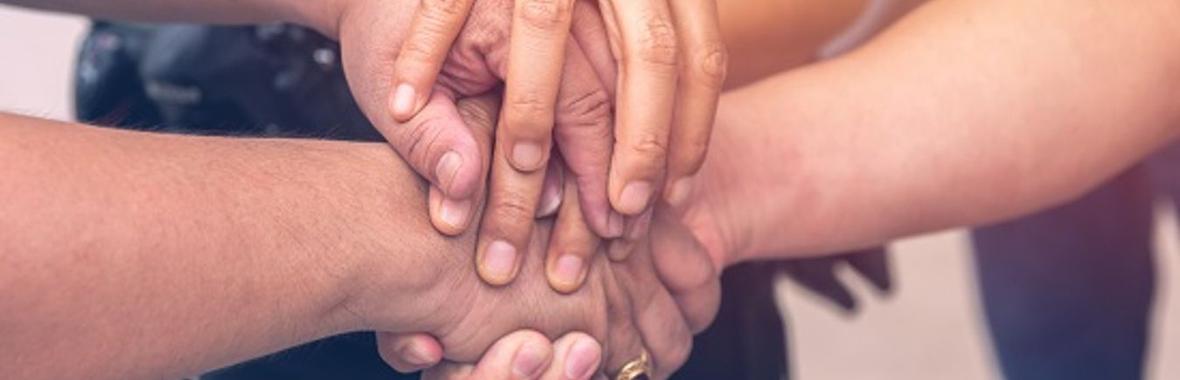 Image bannière de la formation Les mesures relatives à l’amélioration de l’accès aux droits dans le cadre de la contractualisation stratégie pauvreté 2022