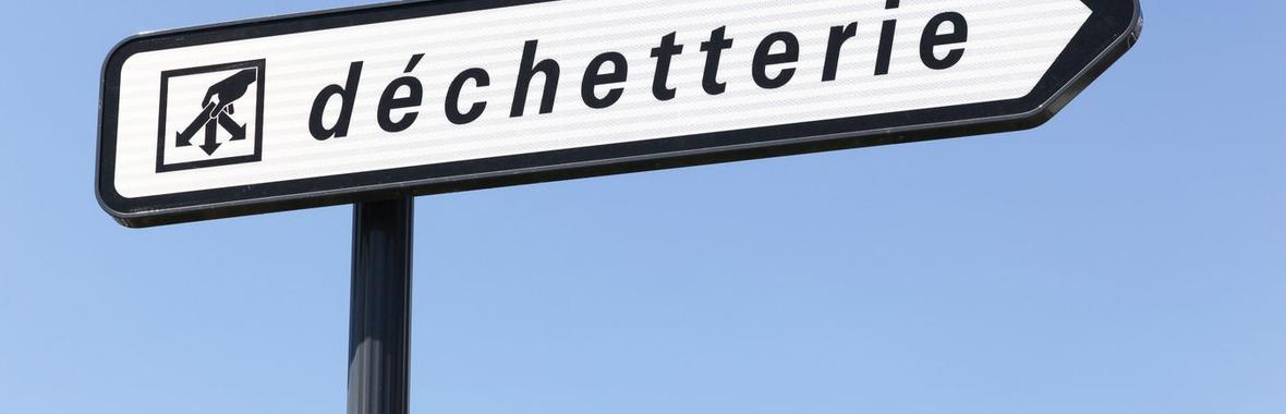 Image bannière de la formation Régie vs prestation en haut de quai de déchèterie : quels éléments clés de décision ? 