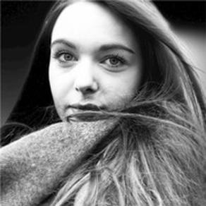 Izia VIENNOT
